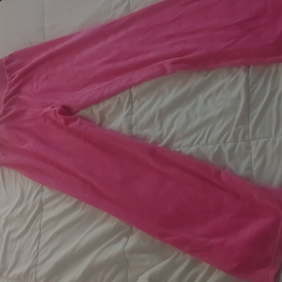 SKIMS pink velour tracksuit - Picture 10 of 12
